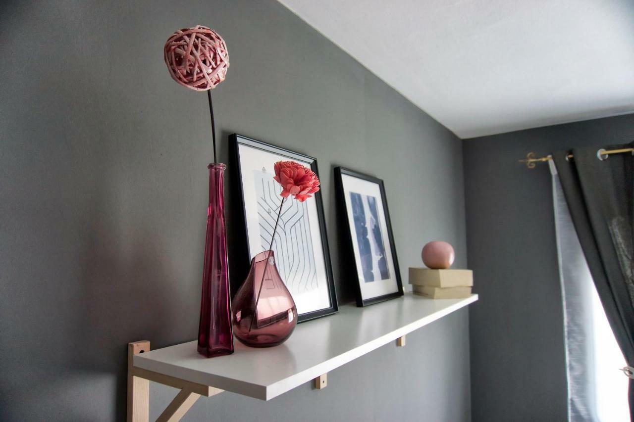 Lunii 6 Apartment คลูจ-นาโปกา ภายนอก รูปภาพ