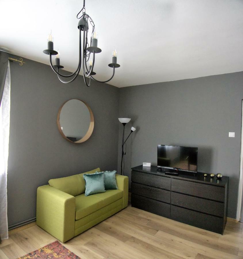 Lunii 6 Apartment คลูจ-นาโปกา ภายนอก รูปภาพ